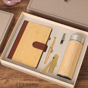 Environmentally friendly bamboo and wood thermos cup notebook business gift set corporate company souvenirs can add logo